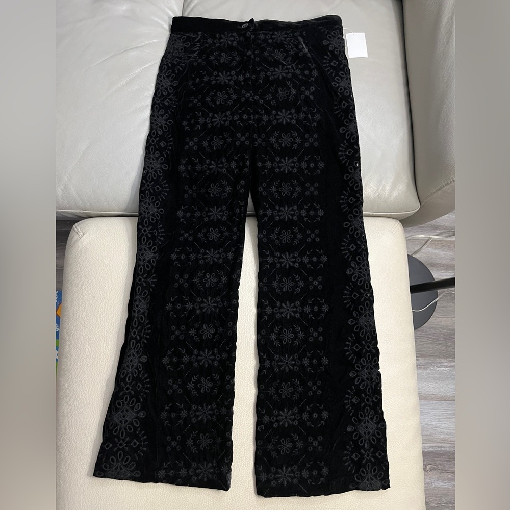 Zara Women’s Embroidered Eyelet Velvet Wide Leg High Rise Alina Pant - Size L